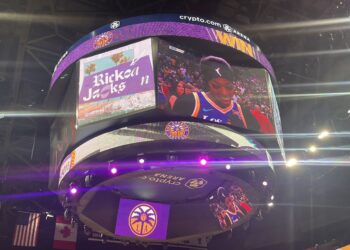 Rickea Jackson plays key role in Sparks' comeback win over Aces