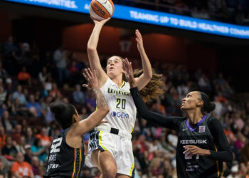 WNBA Notes: Maddy Siegrist, Aaliyah Edwards break out