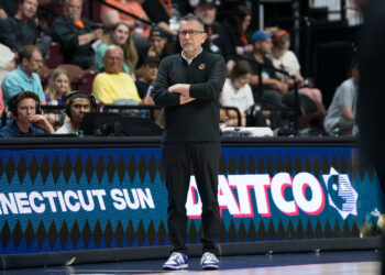 Curt Miller hired as Wings general manager