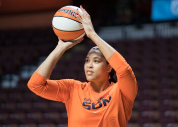 Brionna Jones to sign with Atlanta Dream