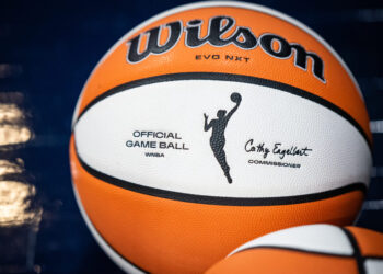 WNBA investigating alleged racist comments at Sky-Fever game