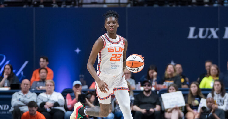 Connecticut's Saniya Rivers adjusts motivation to play for her mom