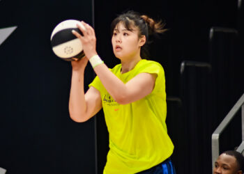 Li Yueru will bring size and shooting to a depleted Dallas frontcourt