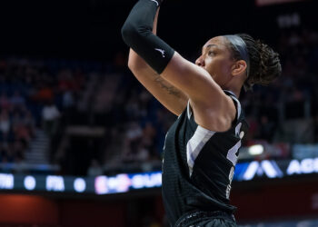 A’ja Wilson continues to prove her case for MVP, helping Las Vegas in playoff push