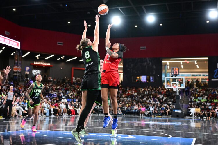The Dream Tame the Lynx 75-73 in Atlanta › THE PEACH REVIEW®