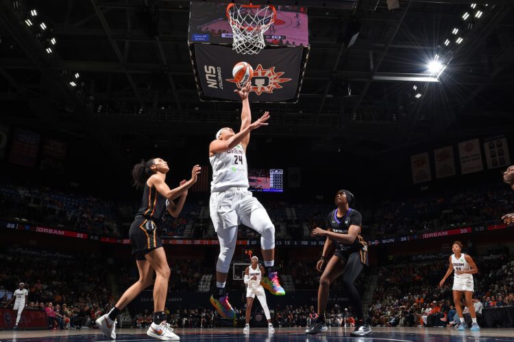 The Dream Dim the Sun 93-76 for their 26th Win ›