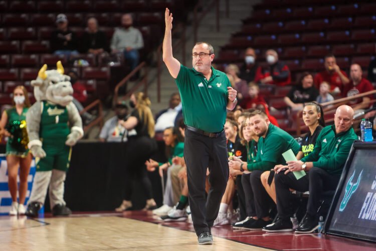 Dallas Wings to hire USF's Jose Fernandez as head coach